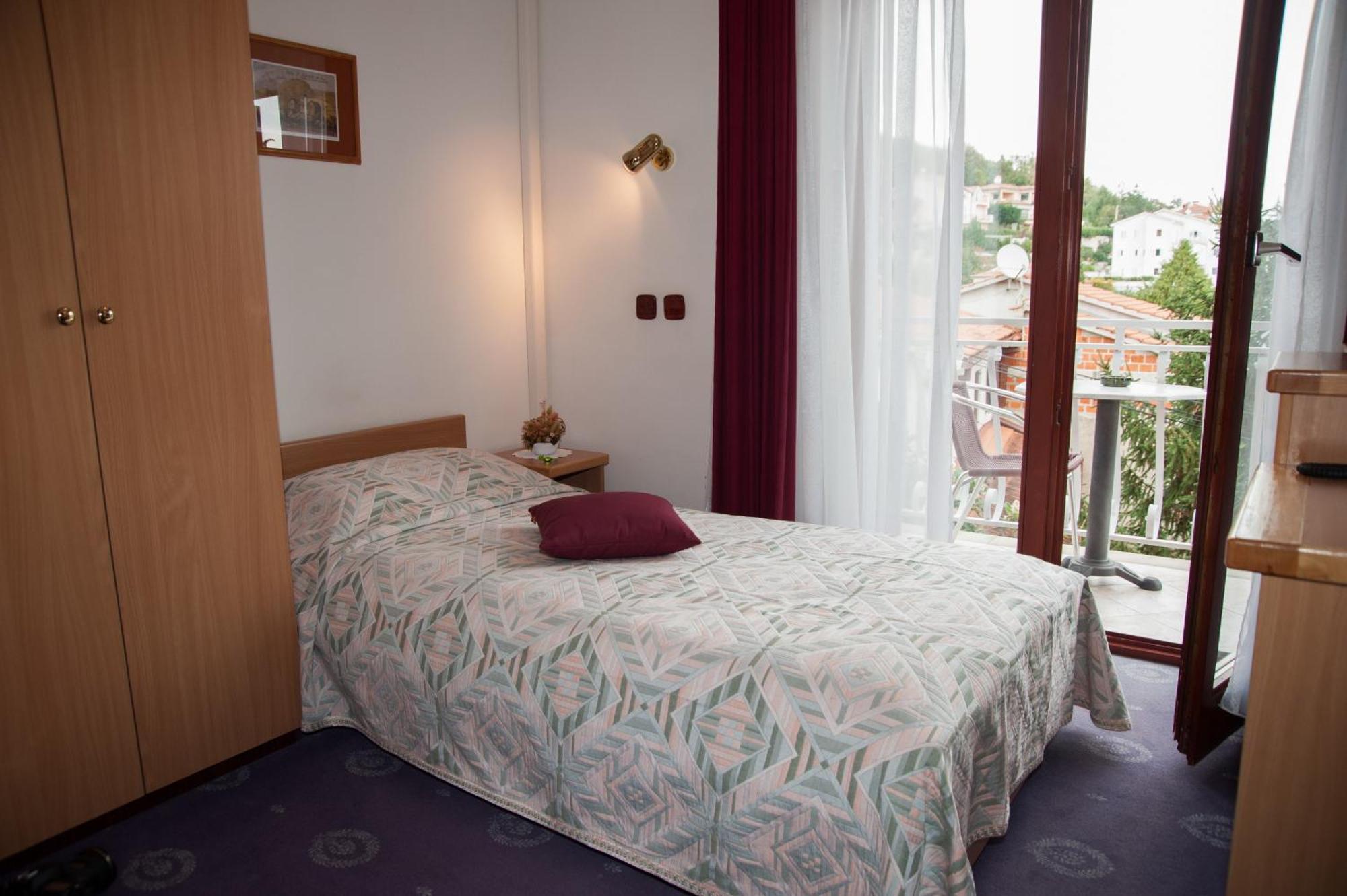 Bed & Breakfast Villa Klara Ičići Cameră foto